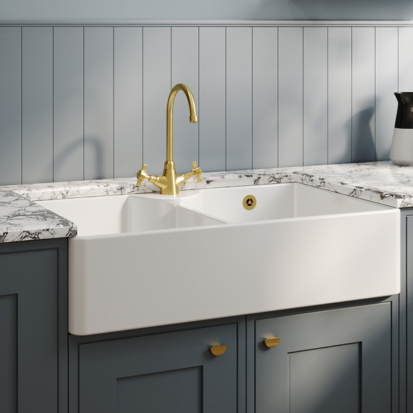 Alternate image of Nuie Butler Traditional Fireclay Kitchen Sink with Stepped Weir 895 x 550mm - Double Bowl