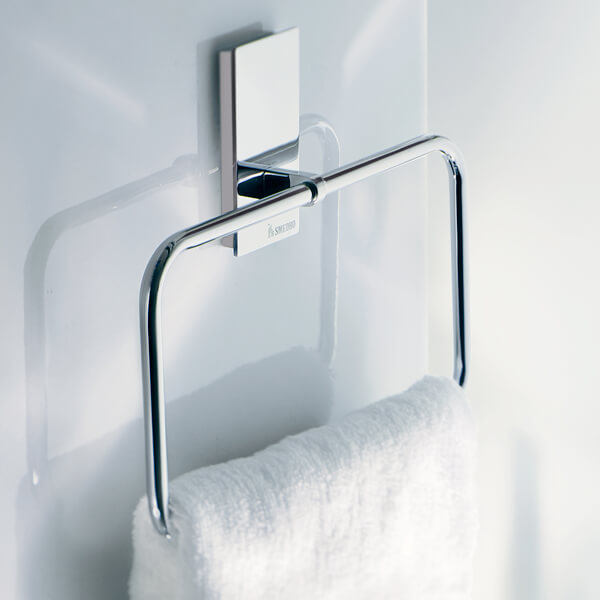 Smedbo Pool Polished Chrome Towel Ring