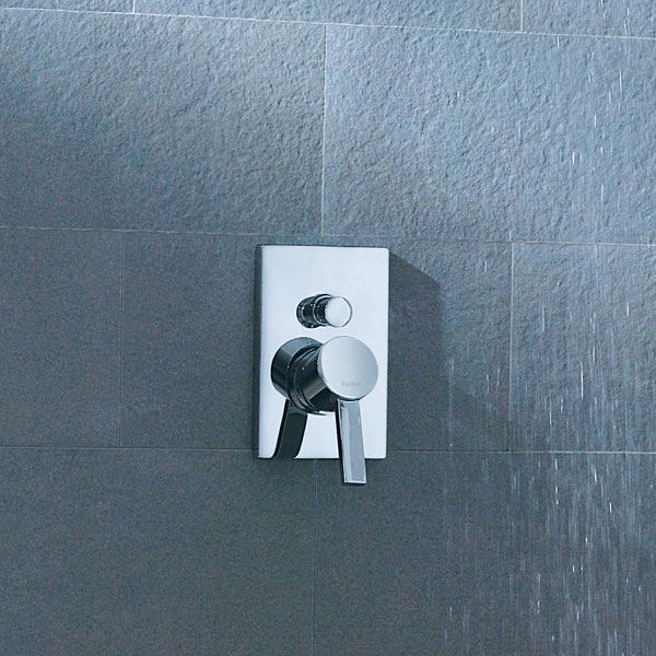 Flova Str8 Concealed Manual Chrome Shower Valve with Diverter and SmartBOX - Rectangular Trim