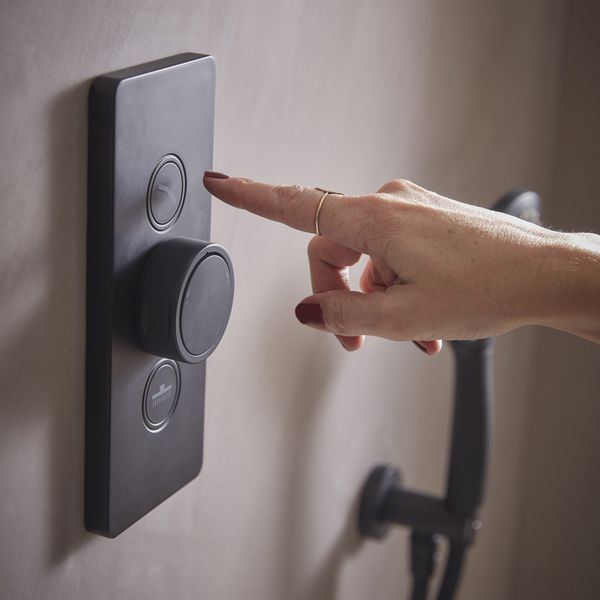 Alternate image of Tavistock Axiom Dual Function Push Button Valve With Shower Head