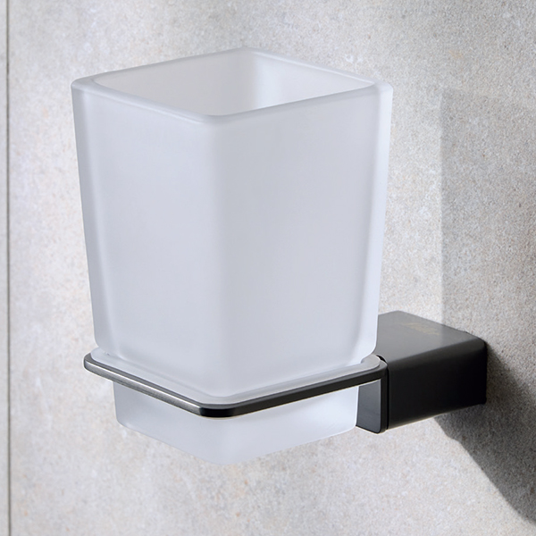 Additional image for QS-V117058 Miller - 8403C