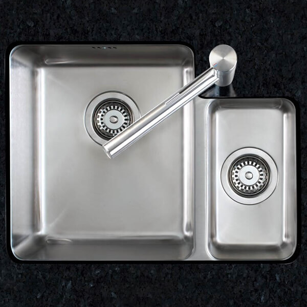 Clearwater Salsa Stainless Steel Undermount Kitchen Sink with Waste 580 x 450mm - 1.5 Bowl
