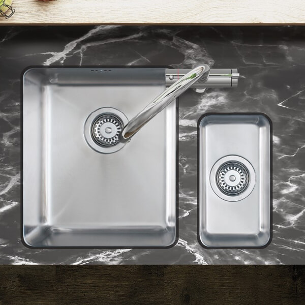 Clearwater Salsa Stainless Steel Undermount Kitchen Sink with Waste - One Bowl
