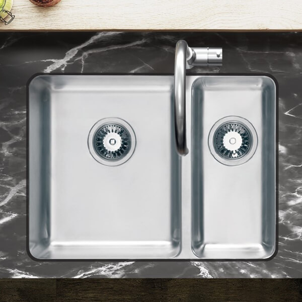 Clearwater Salsa Stainless Steel Undermount Kitchen Sink with Waste - 1.5 Bowl