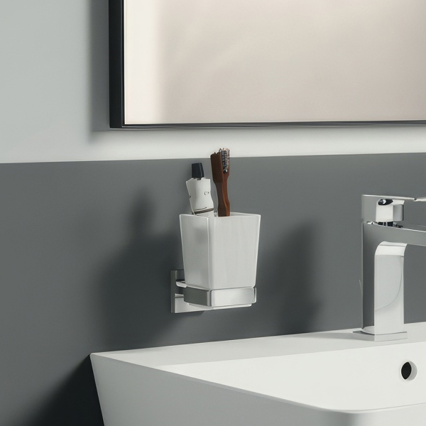 Ideal Standard IOM Square Frosted Glass Tumbler And Chrome Holder