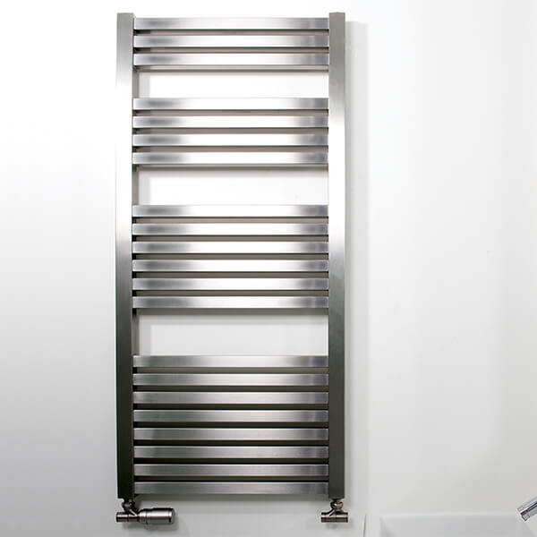 Additional image of Aeon Serif Chrome Straight Towel Rail - 550mm Wide - Stainless Steel