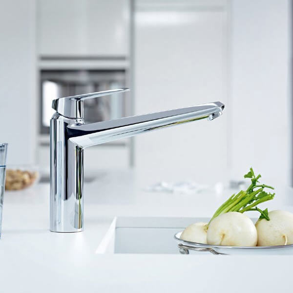 Grohe Eurodisc Cosmopolitan Chrome Kitchen Sink Mixer Tap with Long Swivel Spout - Flat Handle