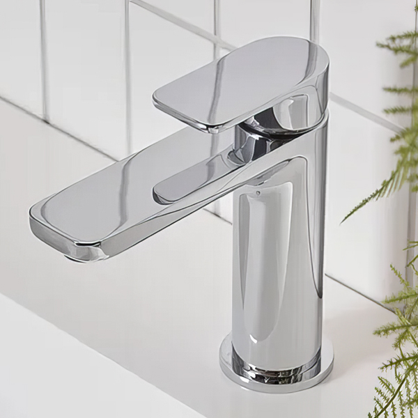 Tavistock Savour Contemporary Basin Mixer Tap with Click Waste - Flat Handle - Deck Mounted