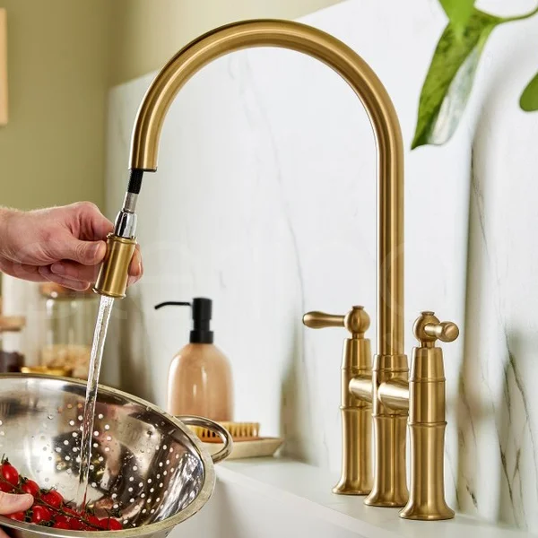Alternate image of Clearwater Broadway Traditional Bridge Pull-Out Kitchen Sink Mixer Tap - Lever Handles