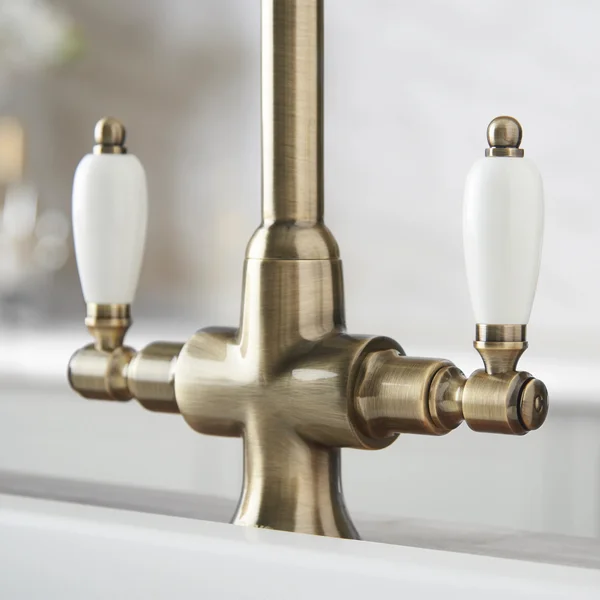 Alternate image of Deva Georgian Dual-Flow Traditional Kitchen Sink Mixer Tap - White Ceramic Handles