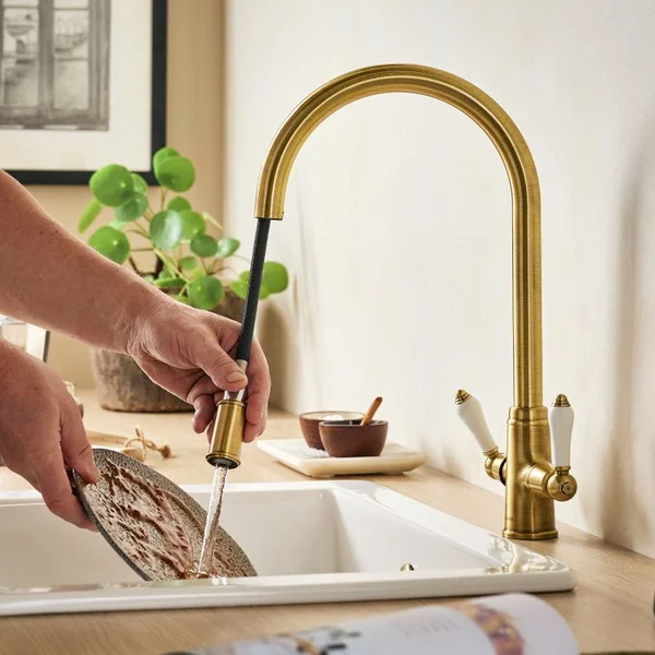 Alternate image of Clearwater Elegance Traditional Mono Pull Out Kitchen Mixer Tap - Ceramic Handles