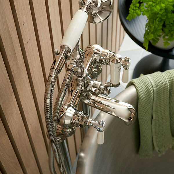 Alternate image of Vado Axbridge Traditional Floorstanding Bath Mixer Tap with Shower Handset - Lever Handles