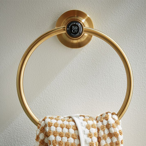 Alternate image of Vado Axbridge Traditional Wall Mounted Towel Ring