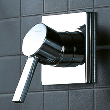 Flova Str8 Concealed Manual Shower Valve - Chrome - 1 Control - Square Trim