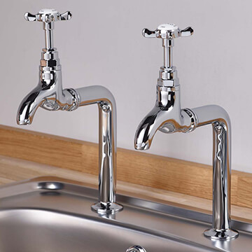 Bristan 1901 Pair Of Traditional Bib Taps