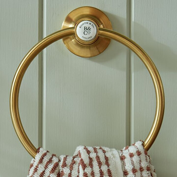 Vado Axbridge Traditional Wall Mounted Towel Ring