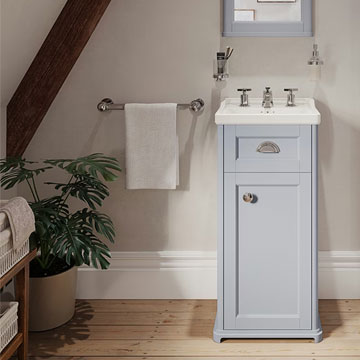 Saneux Cromwell Wall Mounted Towel Rail -