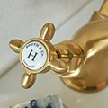 QS-V116039 small Image 9